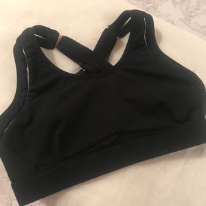 Fabletics Belle High Impact Sports Bra 🖤